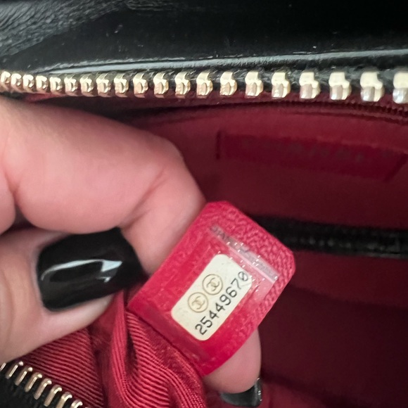 Chanel medium black gabrielle bag - Picture 13 of 14